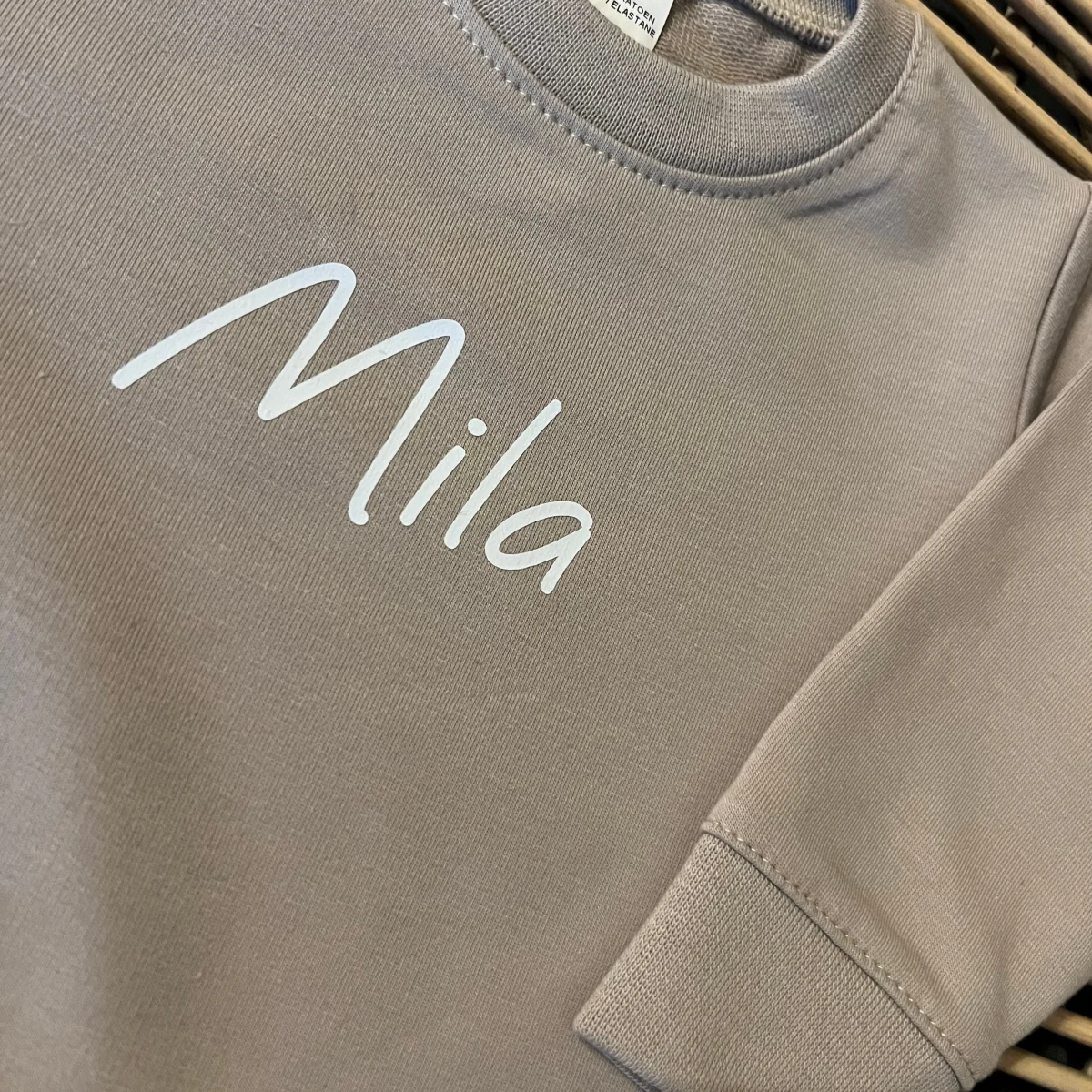 Sweater - Naam - Afbeelding 3